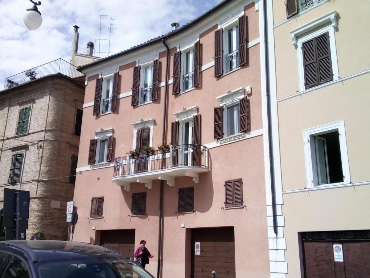 Le Stanze Di Vicolo Bonfigli Apartment Osimo Exterior photo